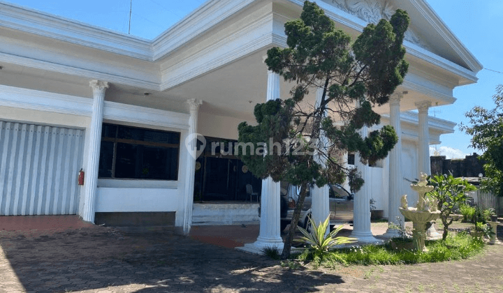 Rumah Mewah Tengah Kota Solo 2