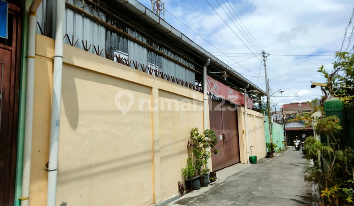 Rumah Sekaligus Gudang Strategis Jagalan Solo