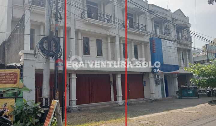 Strategic Business Space in Solo Center 1