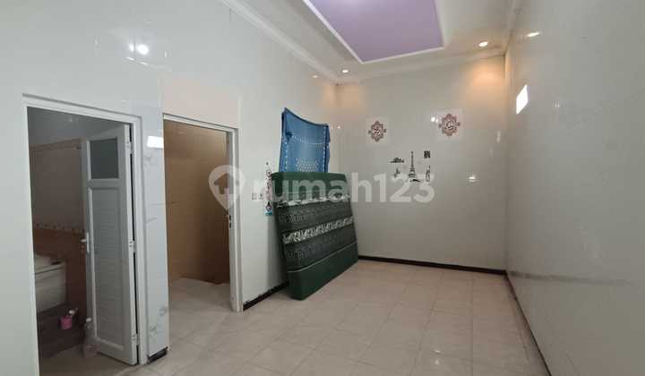 Rumah Strategis Siap Huni Kawasan Solo Baru 2