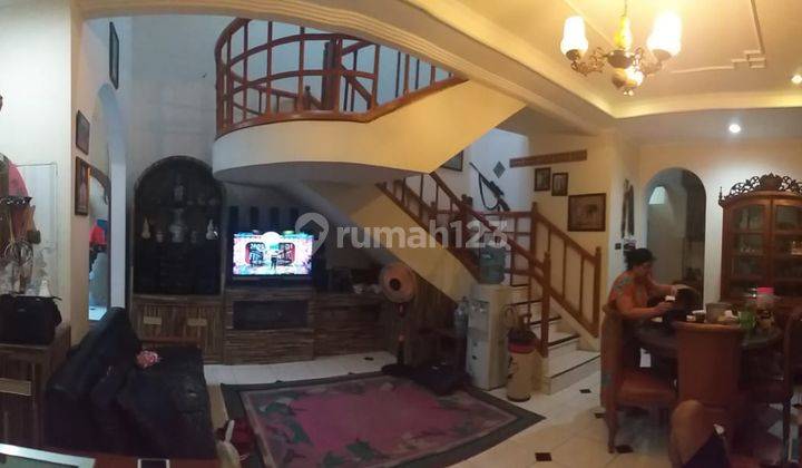 Rumah Strategis Kawasan Perumahan Solo Baru 2