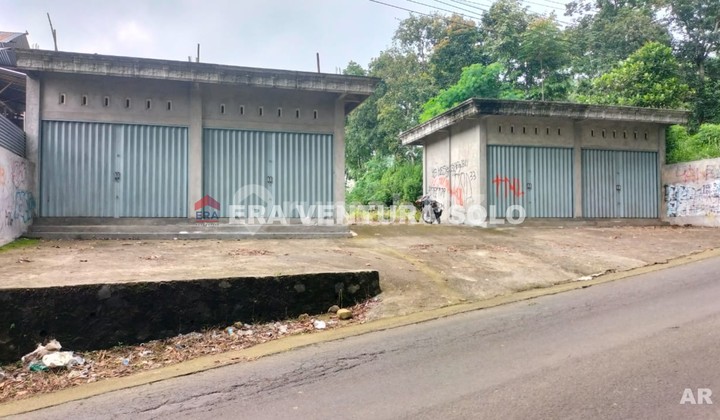 Ruang Usaha dan Lahan Kosong Cocok Untuk Investasi