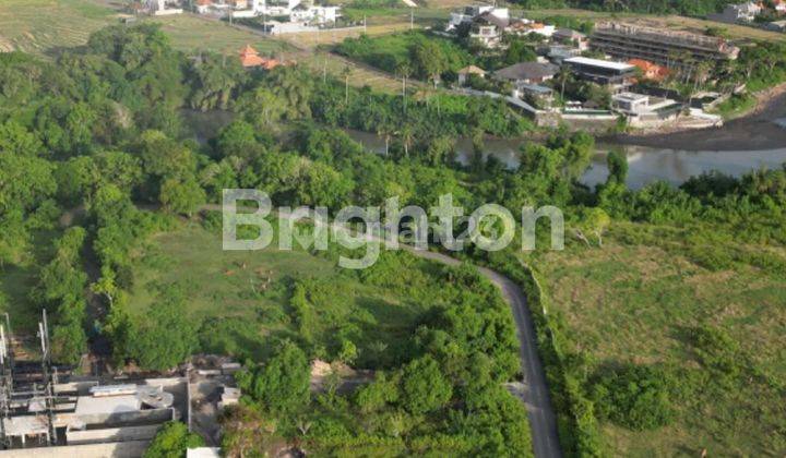 PREMIUM LAND BESIDE THE MAIN STREET OF SINGING BEACH, TABANAN - BALI 2