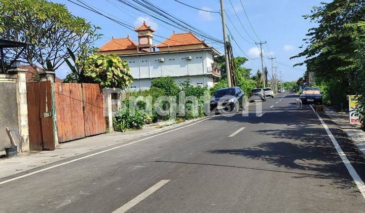 BEAUTIFUL LAND WITH A GOOD PRICE ON THE MAIN STREET OF SUNSET ROAD, BALI 2