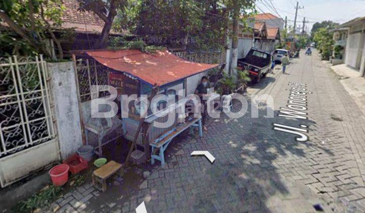 Rumah hitung tanah di Wonorejo IV Tegalsari Surabaya pusat. Dekat 0 jalan Raya Pasar Kembang 2