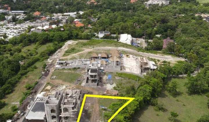 Tanah Jalan Utama di Kawasan Villa Elit Bingin, Uluwatu - Bali