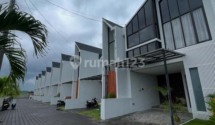 VILLA 2LT BARU DENGAN VIEW SAWAH DI BEJI AYU, SEMINYAK - BALI VILLA 2LT BARU DENGAN VIEW SAWAH DI BEJI AYU, SEMINYAK - BALI