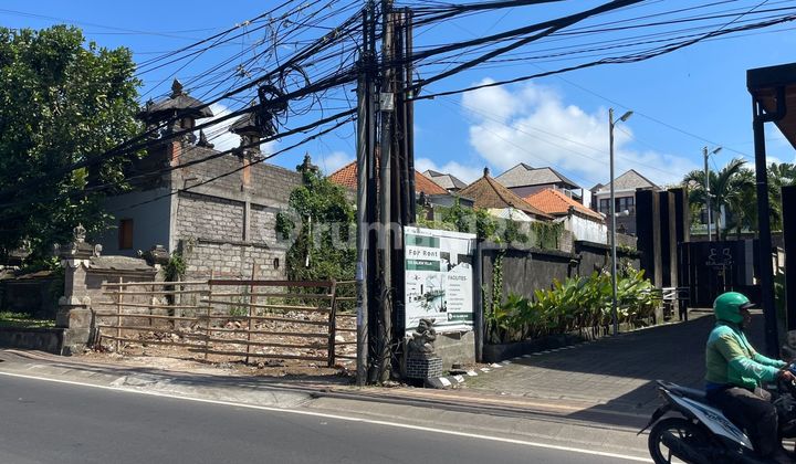 LAHAN JALAN UTAMA DI AREA KOMERSIL JIMBARAN, ULUWATU - BALI