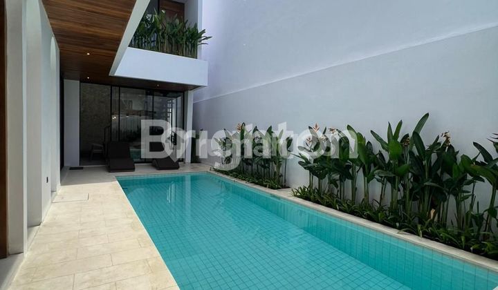 NEWLY BUILT VILLA DI LOKASI SUPER LANGKA TANAH BARAK, CANGGU - BALI