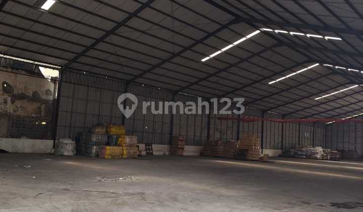 READY-TO-OPERATE FACTORY IN THE STRATEGIC LOCATION OF DRIYOREJO, GRESIK