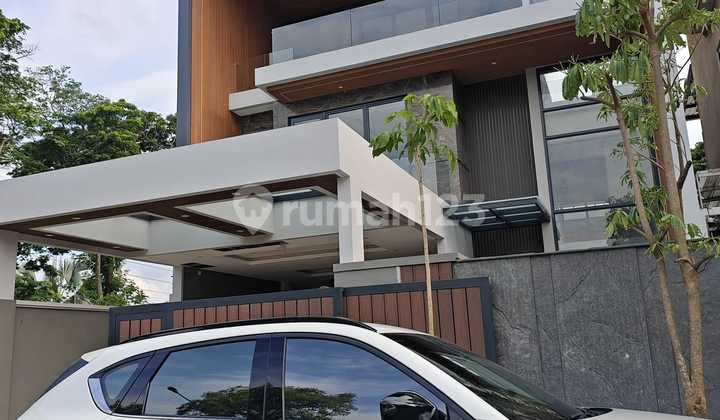 RUMAH 3LT DI KAWASAN PREMIUM WOODLAND CITRALAND, SURABAYA BARAT 2