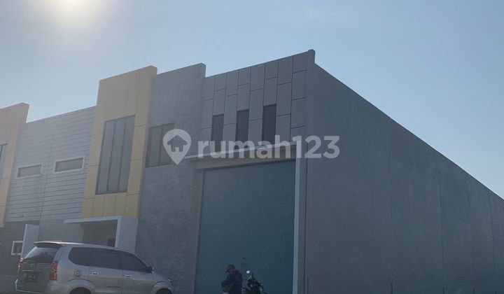 Gudang di kawasan Marunda centre jakarta luas 895 m² Gudang di kawasan Marunda centre jakarta luas 895 m²