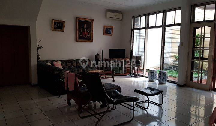 Di Jual rumah Kelapa Nias Raya  cocok untuk usaha  di pinggir jalan utama Kelapa Gading 1