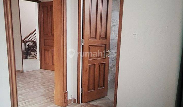 Rumah kepu barat 3 lantai jkt pusat  2