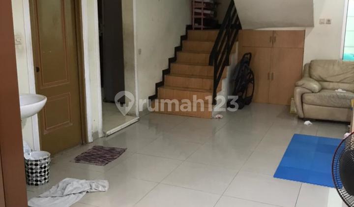 2-story house Janur Elok Residence Kelapa Gading North Jakarta