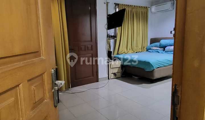 2.5-Story Janur Asri House, In Front of Penabur School, Kelapa Gading, Jakarta. 2.5-Story Janur Asri House, In Front of Penabur School, Kelapa Gading, Jakarta.