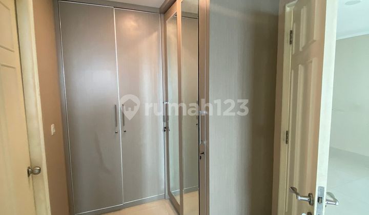 Moi.frenchwalk Apartment Lourdes 3BR Semi-Furnished Kelapa Gading Jakarta