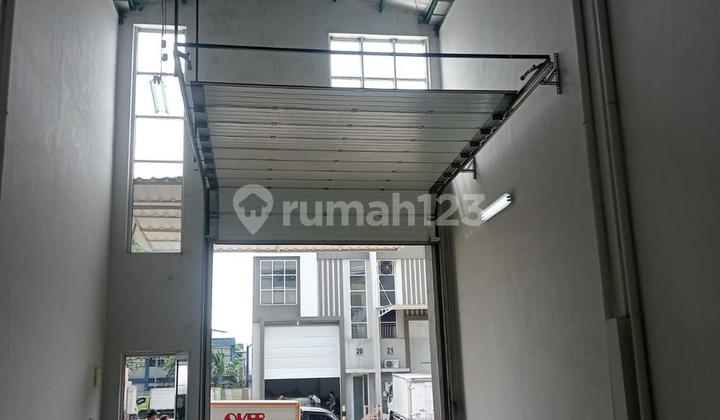 Dijual Cepat.gudang The Store Green Lake City Jakarta