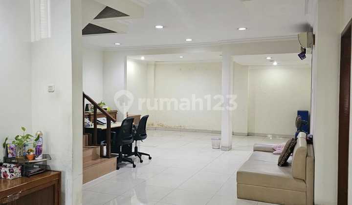 Rumah 3.lantai.janur.elok.kelapa.gading.jakarta.utara