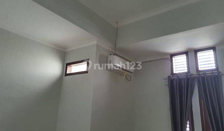 RUMAH MEWAH 2 LANTAI DI MINI CLUSTER DI TENGAH KOTA SOLO 2