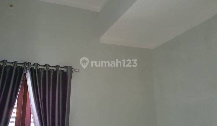 RUMAH MEWAH 2 LANTAI DI MINI CLUSTER DI TENGAH KOTA SOLO 3
