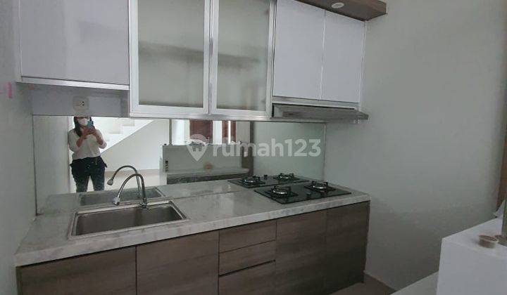 RUMAH MEWAH 2 LANTAI DI MINI CLUSTER DI TENGAH KOTA SOLO 6
