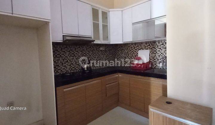 RUMAH BAGUS FULL FURNISHED
DI tengah kota dekat Laweyan Solo 4