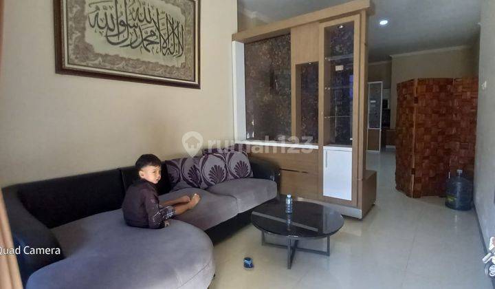 RUMAH BAGUS FULL FURNISHED
DI tengah kota dekat Laweyan Solo 12