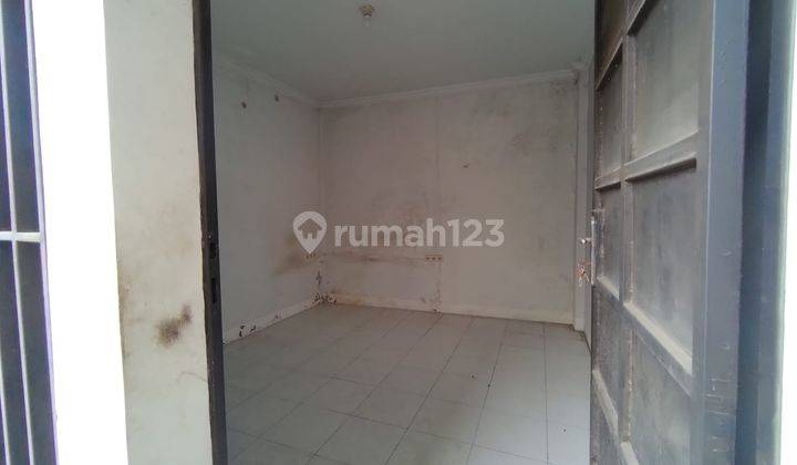 GUDANG SIAP PAKAI AKSES TRONTON DI KOTA SOLO 3