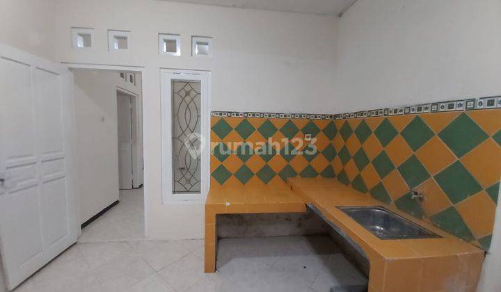 RUMAH BERSIH RAPI SIAP PAKAI DI SOLO 6