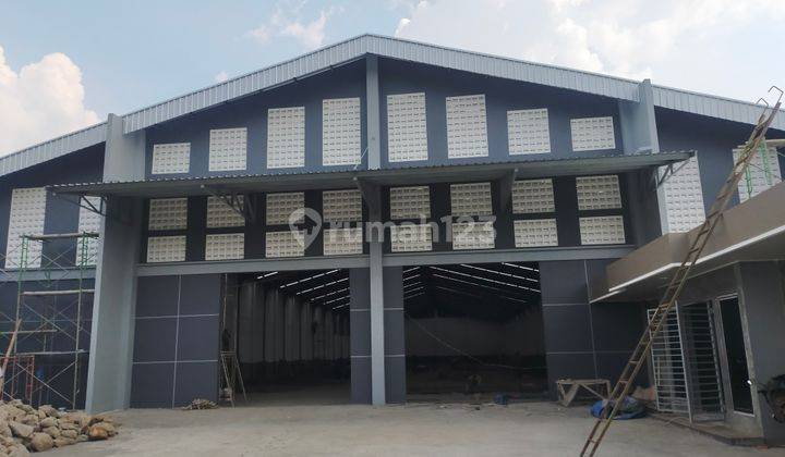 GUDANG BESAR BARU GRESS AKSES CONTAINER DI JL.MOJO KARANGANYAR 7