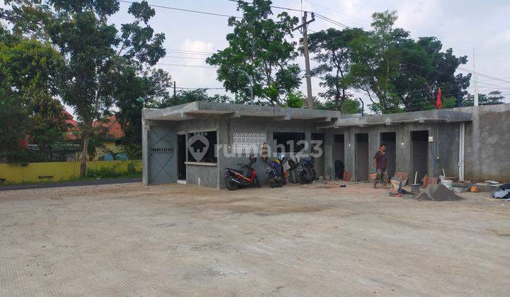 GUDANG BESAR BARU GRESS AKSES CONTAINER DI JL.MOJO KARANGANYAR 9