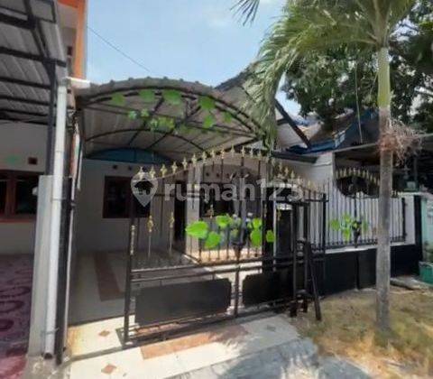 Rumah siap huni di perumahan Colomadu Solo 2