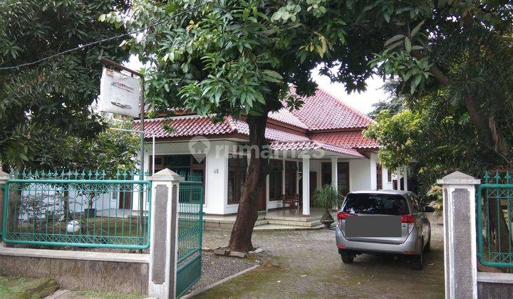 Rumah etnik dengan tanah yang luas 1