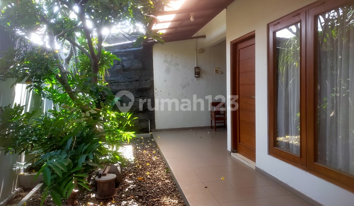 Good Ready-to-Use Fully Furnished House Near Manahan, Banjarsari District, Solo.