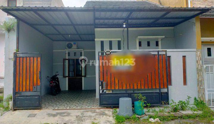 Rumah Minimalis Bersih Di Dekat Manahan Solo 1