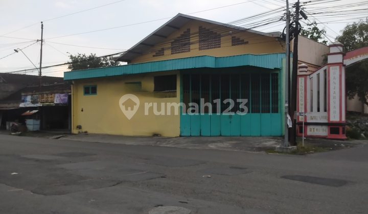 Gudang Strategis Di Jalan Besar Di Kec.banjarsari Dalam Kota Solo 1