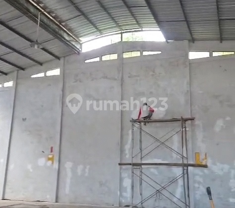 Small Warehouse Almost Ready to Use (90%) Tronton Access Location in Palur, Solo Tronton Access Small Warehouse Almost Ready to Use (90%) Tronton Access Location in Palur, Solo Tronton Access