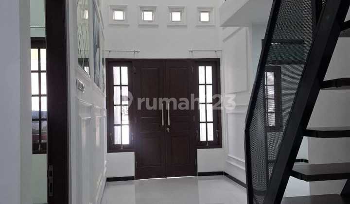 Nice New House In Gentan, Solo