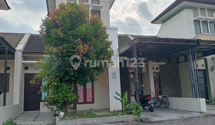 Rumah 1 Lantai Di Perumahan Cluster Gentan Solo