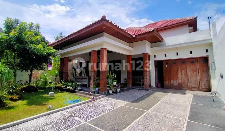 Rumah Siap Pakai Unfurnishedlokasi Di Kerten, Laweyan, Solo