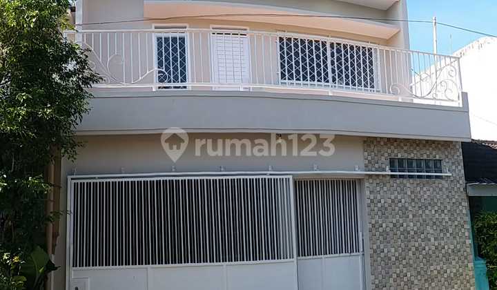 Rumah Minimalis 2 Lantai Baru Di Daerah Mojosongo, Kec. Jebres, Solo.