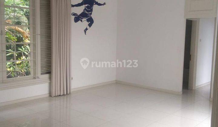 Disewakan Rumah Mewah di Hang Lekir, Jakarta Selatan 17