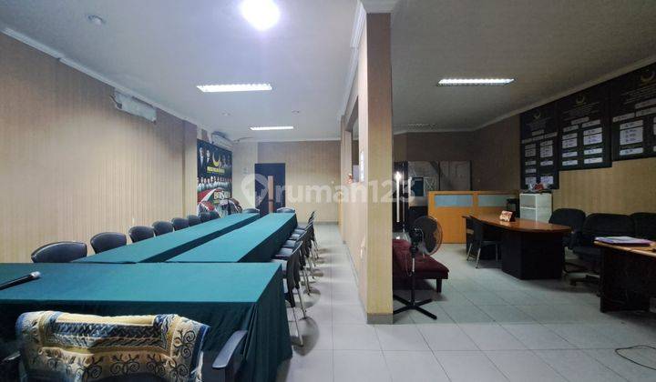 Disewa Ruko Gandeng Tanjung Duren Raya, Lt 8x20, Lb + 600 M2, Bagus, Jakarta Barat  2