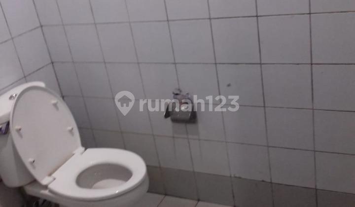 Warehouse for Sale in Mangga Dua, West Jakarta 2