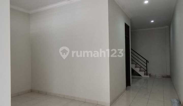 Dijual Rumah Bagus Minimalis di Delima Jakarta Barat