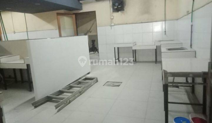 Ruko Bekas Hotel Lokasi Strategis Jalan Gubernur Suryo Surabaya 2