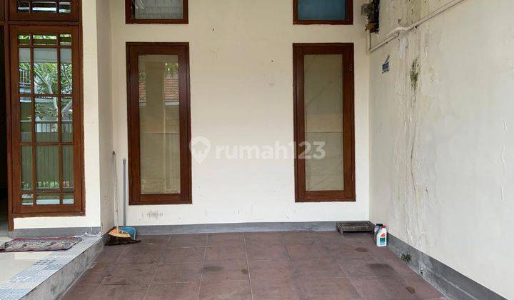 Rumah Baru Furnished di Jl. Belitung , Gresik Kota Baru 1