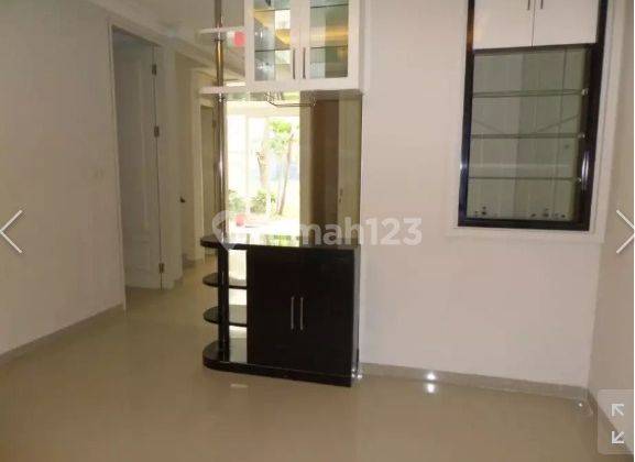 Rumah Minimalis Cantik 2 Lantai Di Palm Beach Pakuwon City Surabaya 2