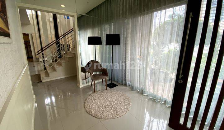 Rumah Full Furnish Siap Huni Diamond Hill Citraland, Surabaya Barat 4